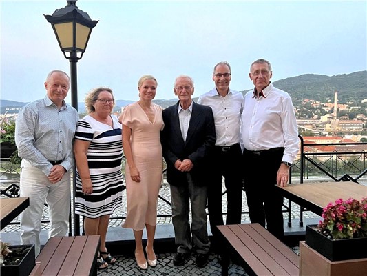 Pátkův den. Větruše. MUDr. Jaroslav Škvor  MUDr. Daniela Kallmünzerová  MUDr. Lucie Radovnická  MUDr. František Pátek  primář MUDr. Jiří Laštůvka  prof. MUDr. Zdeněk Rušavý 