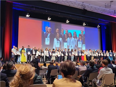 Zástupci center s diamantovým statusem ocenění převzali v květnu v bavorském Mnichově na mezinárodní konferenci ESOC