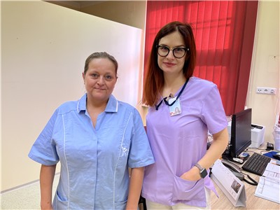 MUDr. Adriana Kratinová a sestra Blanka Schmidtová v nové dermatovenerologické ambulanci.