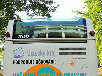 Nový očkovací autobus. Foto: Krajská zdravotní, a.s./Ivo Chrástecký