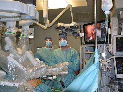 V Krajské zdravotní se školili robotičtí operatéři z českobudějovické nemocnice. Foto: KZ, a. s./Petr Sochůrek