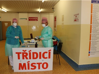 Epidemiologická opatření v teplické nemocnici. Foto: KZ, a. s./Petr Sochůrek